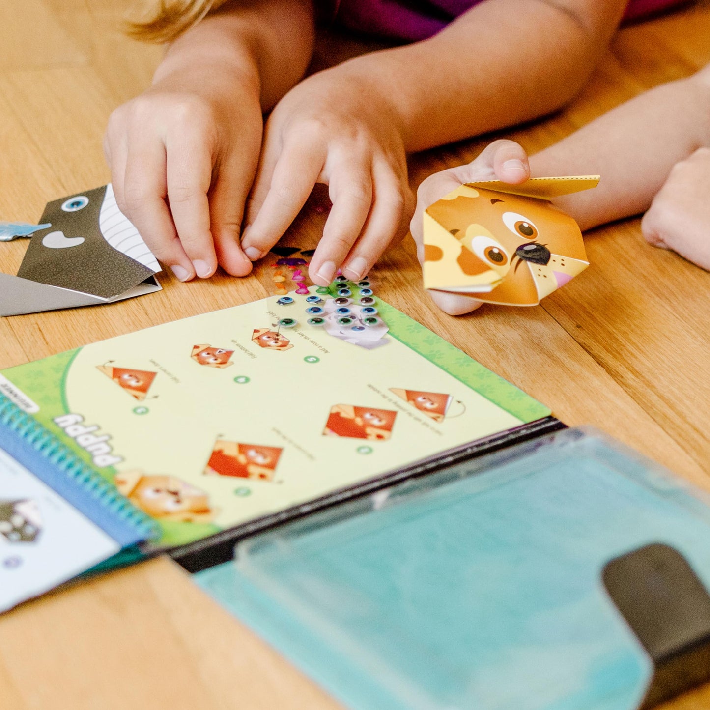 Melissa & Doug On The Go Origami Animals Craft Activity Set - 38 Stickers, 40 Origami Papers