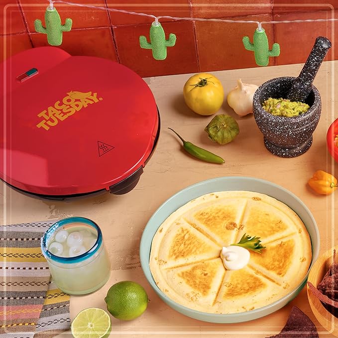 Taco Tuesday Deluxe 8-Inch 6-Wedge Electric Quesadilla Maker with Extra Stuffing Latch, Red