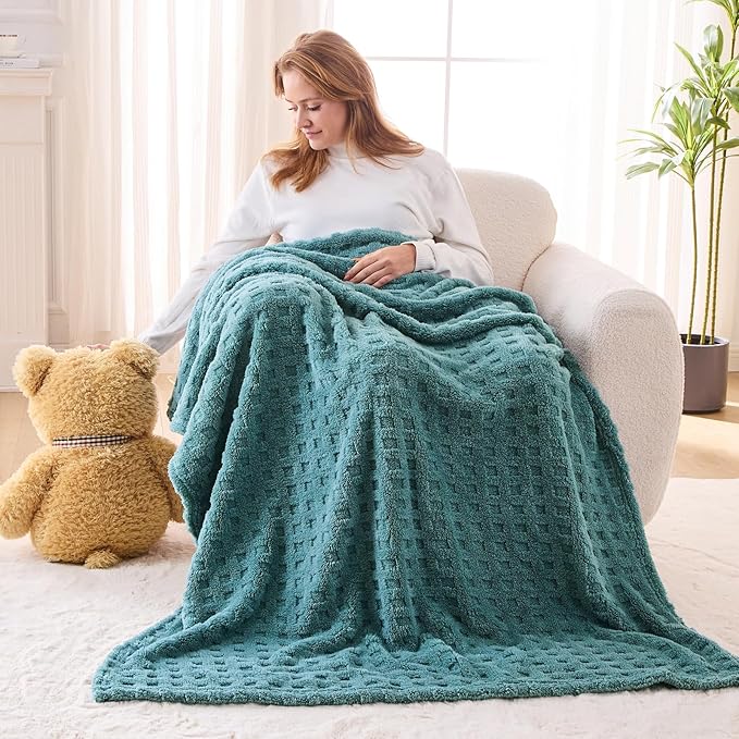 NEWCOSPLAY Super Soft Throw Blanket Teal Premium Silky Flannel Fleece 3D Waffle Checkered Lightweight Bed Blanket All Season Use (Light Teal, Throw(50"x70"))