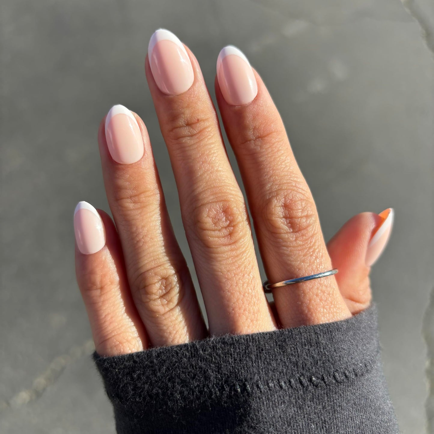WELL ROUNDED Press-On Nails by Lavaa Beauty | Short Rounded | Short Round Oval French Tip Nails