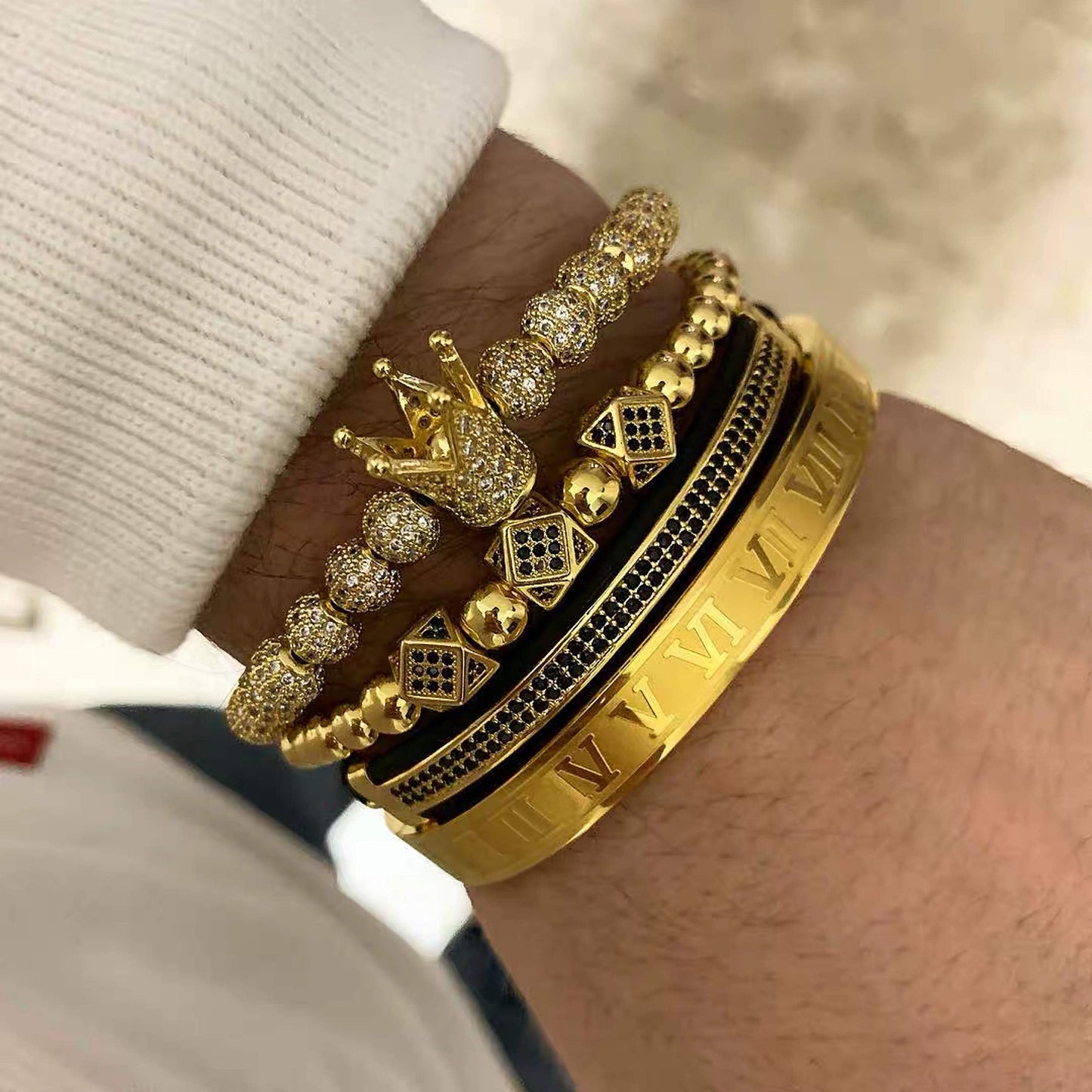 Jarlinwel Gold Silver Plated Bracelets for Men Women Roman Numeral Bangle Bracelet Stainless Steel Personalized Engraved Unisex Gift (Gold 8mm Mens)