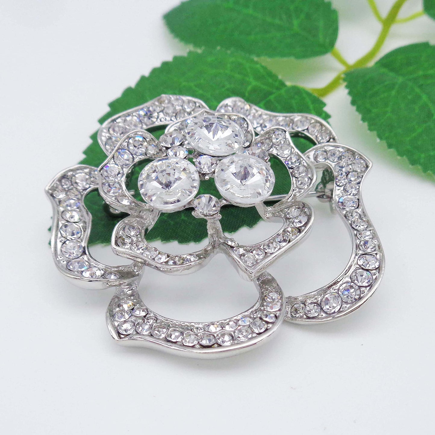 Navachi 18k White Gold Plated Clear Crystal Blooming Rose Flower Az7440b Brooch pins