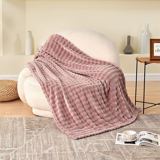 SOCHOW Dusty Pink Bubble Fleece Blanket for Couch, Super Soft Cozy Cute Throw Blanket for Women, Decorative Fuzzy Flannel Blanket, 50 x 60 Inches