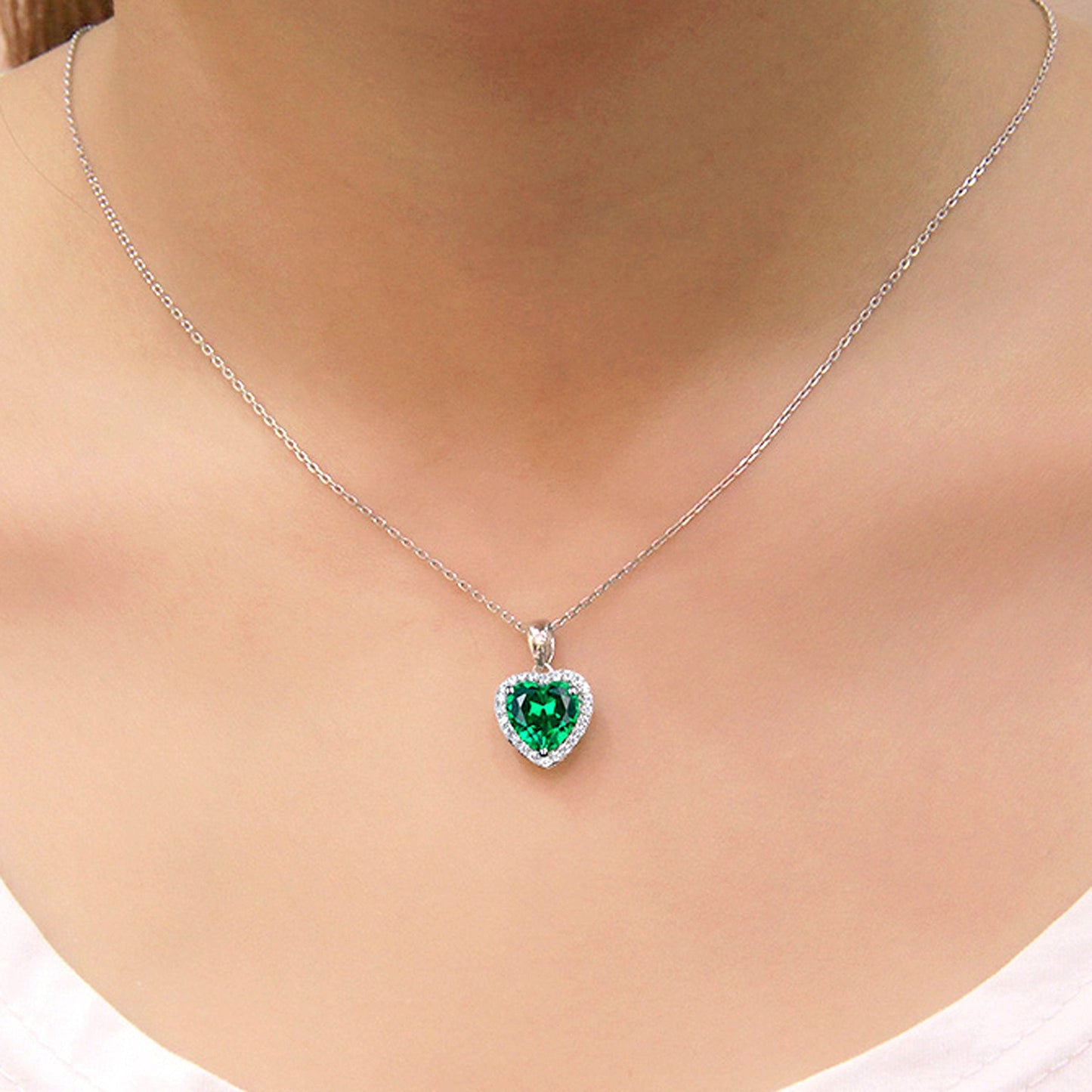 Navachi 925 Sterling Silver 18k White Gold Plated 3.7ct Heart Emerald Az9632p Necklace Pendant 18"