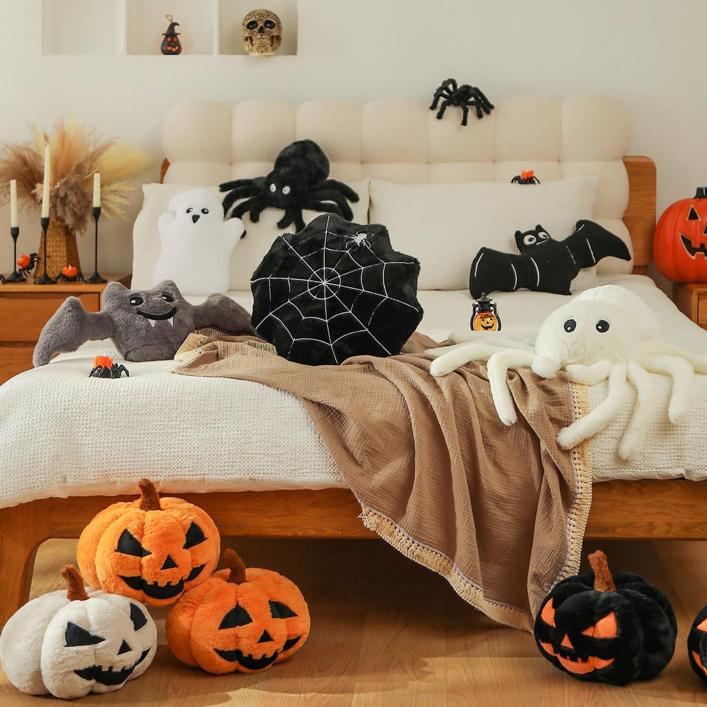 YRXRUS Spider Pillows, Halloween Pillows, Cute Spider Shaped Throw Pillow for Happy Halloween Decoration, White Plush Pillow Gifts, 12x18 in Small Cute Soft Rabbit Fur for Fall Accent Pillow