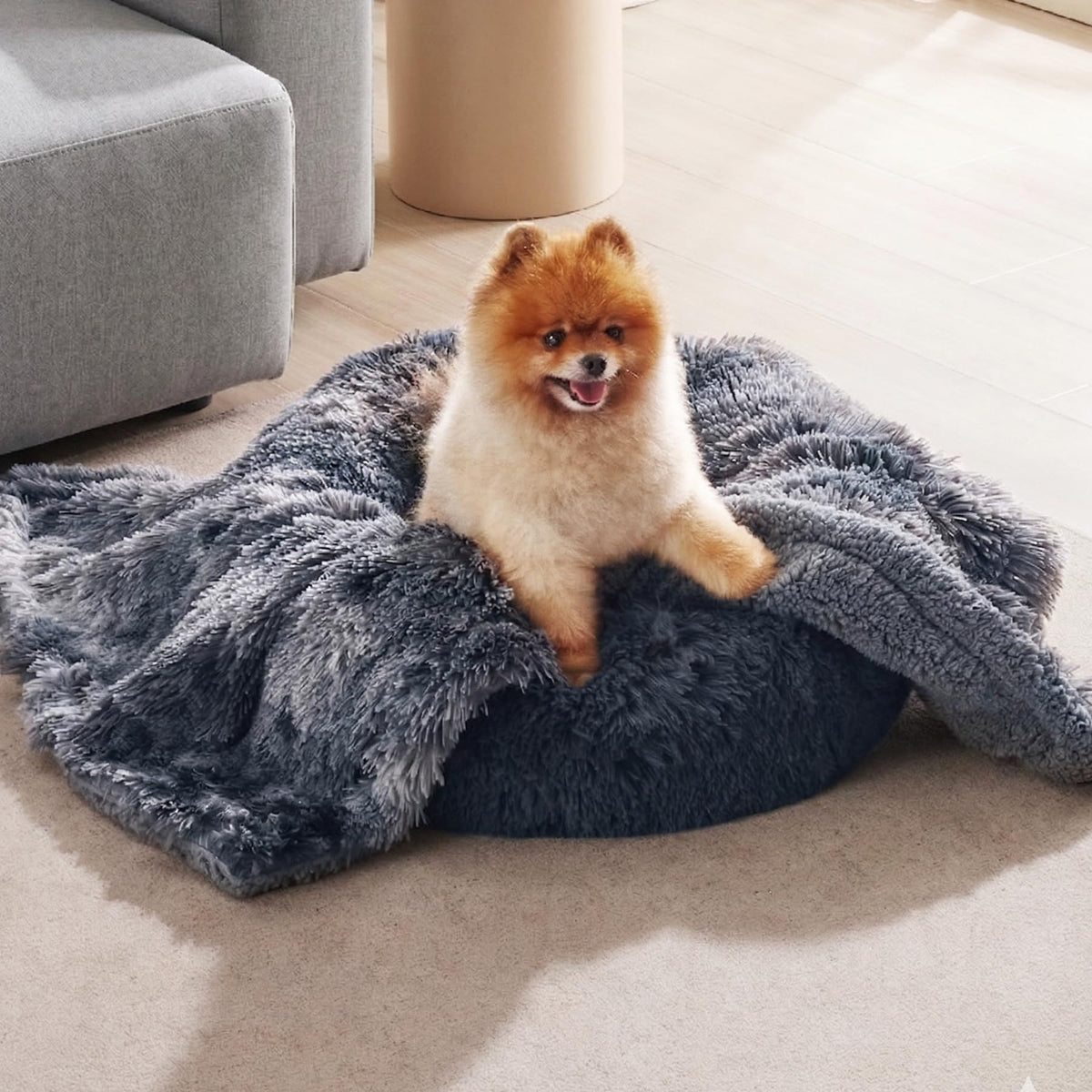 Bedsure Waterproof Dog Blankets for Large Dogs, Fluffy Faux Fur, 60×80"