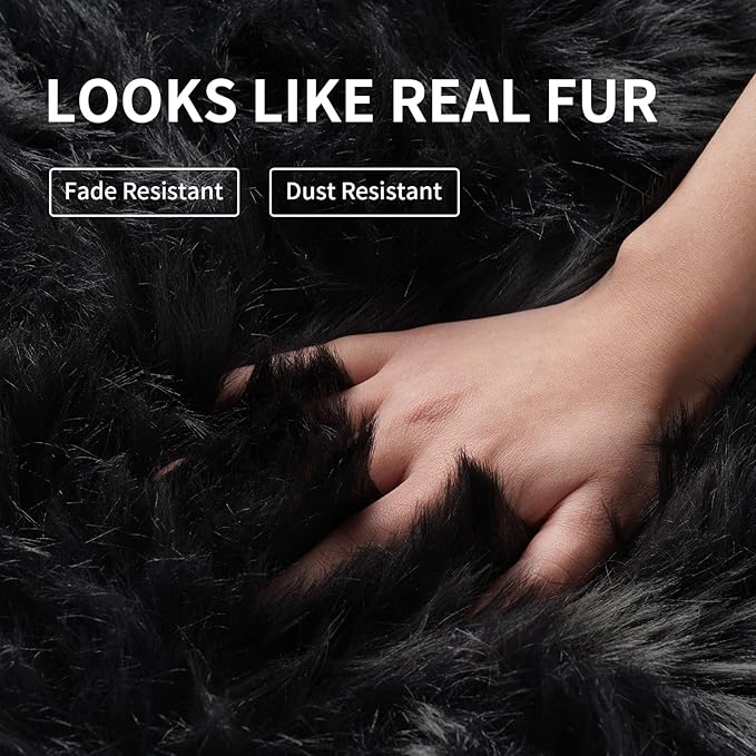 Faux Fur Rug for Bedroom, Black Fluffy Round Rug for Kids Room, Small Furry Circle Rugs 3X3, Soft Shag Circular Rug for Nursery, Fuzzy Plush Floor Carpet, Cute Indoor Decor for Gilrs Teen's Dorm