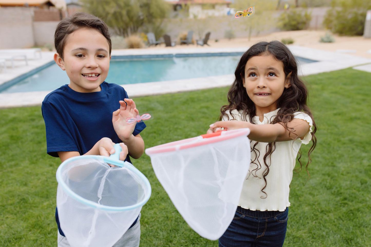Chuckle & Roar - Sky-High Flutterflies - Outdoor - Competitive Launcher Butterfly Catching Game - Nets Included - Great for Active Kids - Ages 4 and Up