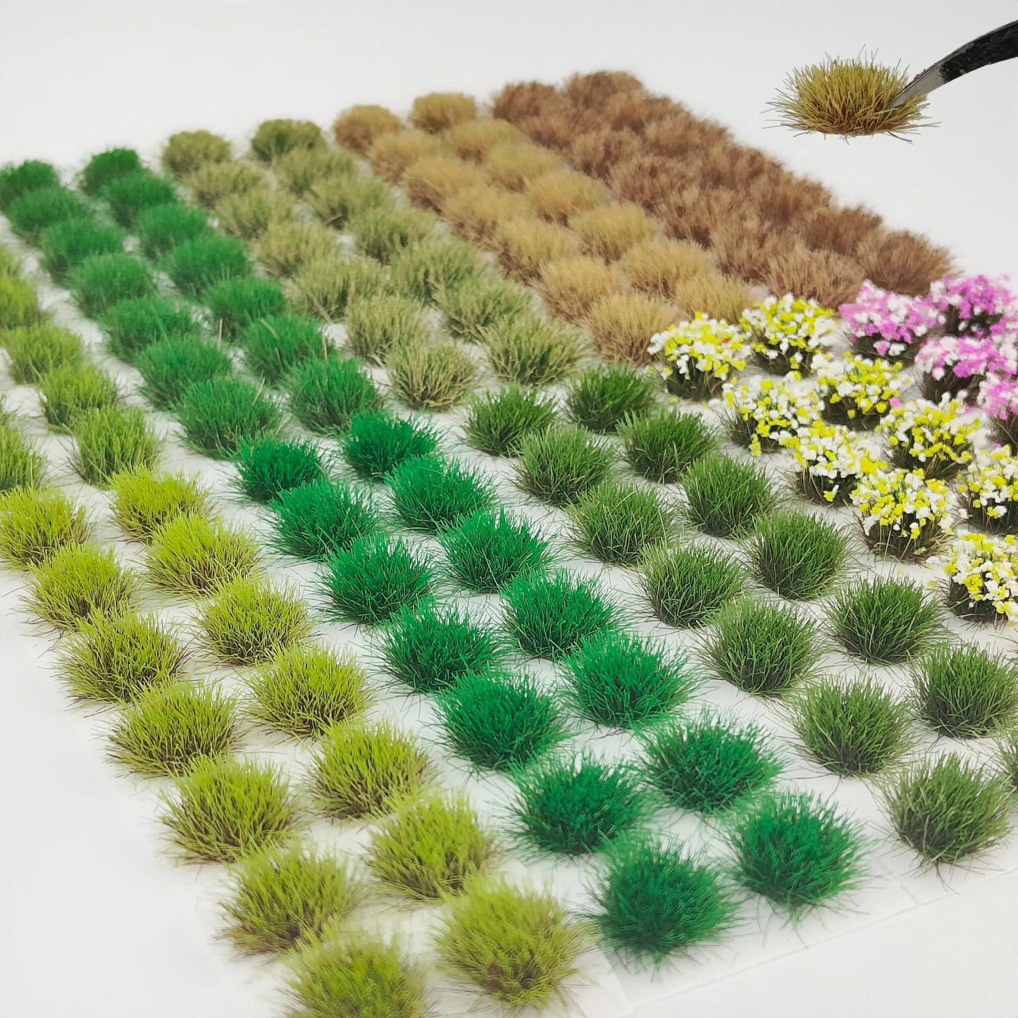 gdeplok 140 Pcs Static Grass Tufts & Miniature Flower Clusters - Artificial Grass Terrain Scenery Kit for Model Train Railway, Military Sand Table, DIY Diorama Landscape