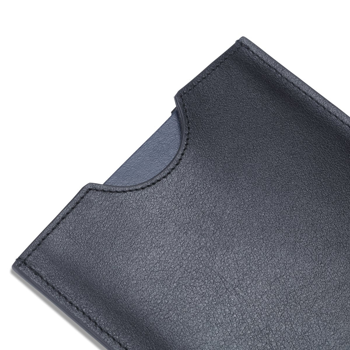 HISCOW Minimalist Passport Sleeve - Italian Calfskin (Black)