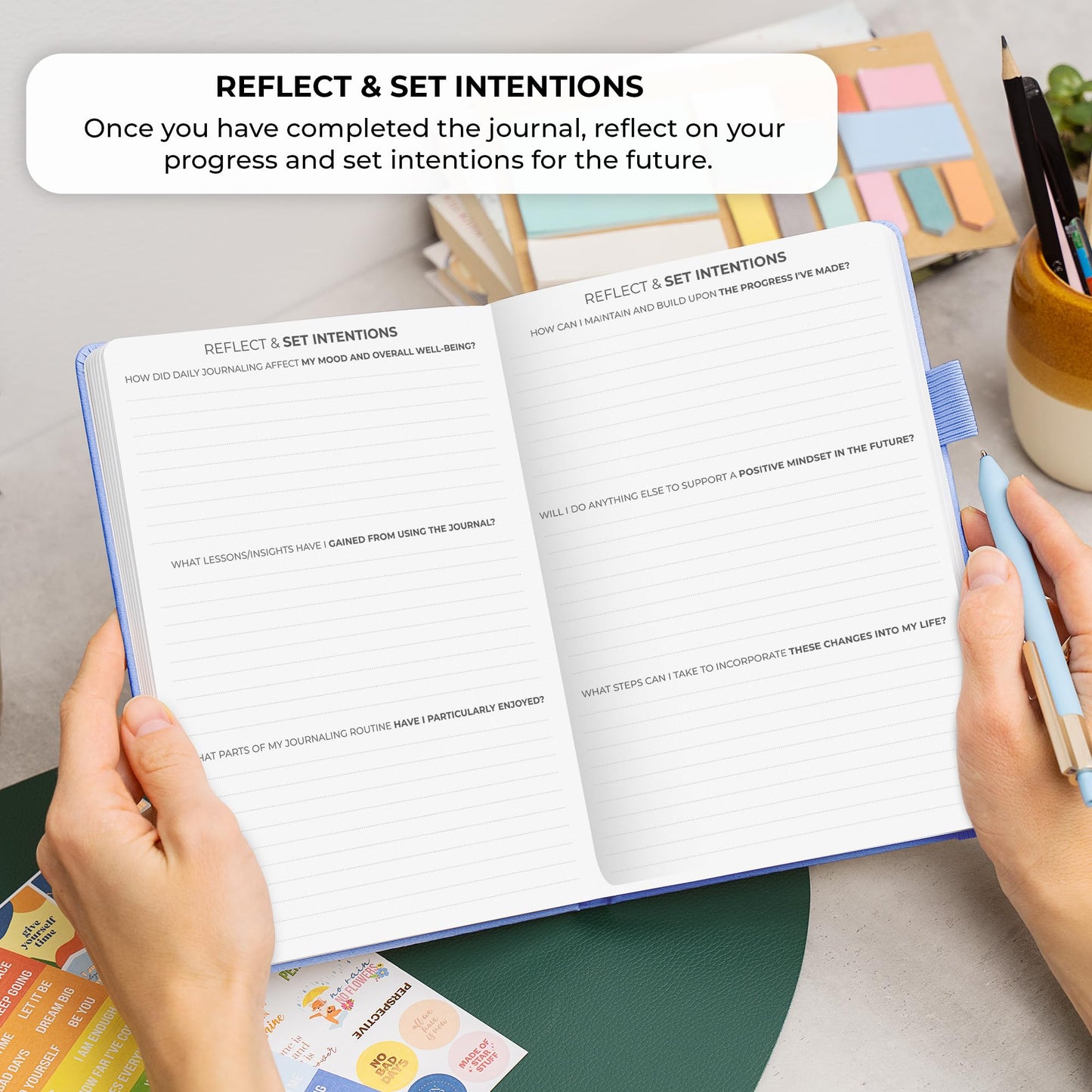 Clever Fox Four-Minute Journal – Daily Positivity Journal with Prompts – Motivational Affirmation, Mental Health & Habit Tracker (Lavender)