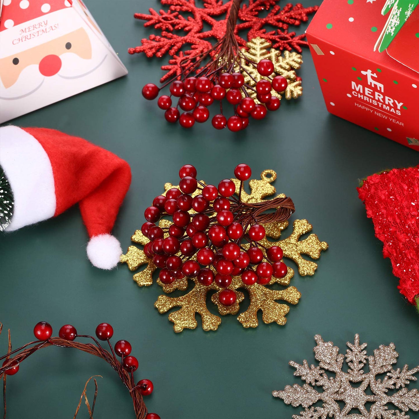 BBTO Artificial Holly Berries on Wire Stems, 250 Stems with 500 Pieces 8 mm Fake Berries for Tree Decorations Wreath Craft Use Wedding Party Favor (Dark Red)