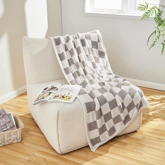 CozeCube Checkered Blanket, Ultra Soft Cozy Grey and White Throw Blanket, Warm Cozy Knit Fuzzy Plush Checkerboard Throw for Couch Bed Sofa, 60"x80"