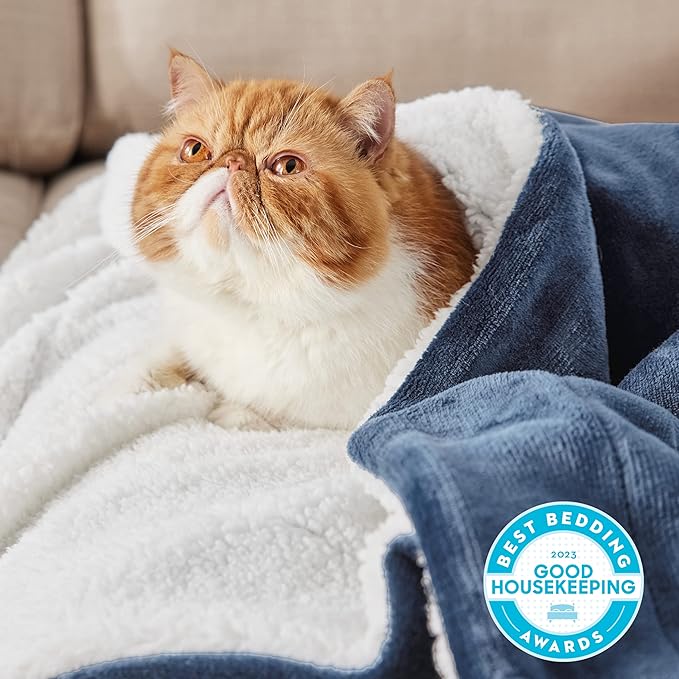 Bedsure Sherpa Fleece Blankets King Size for Bed - Thick and Warm, Soft Fuzzy Plush King Blanket for Winter, Slate Blue, 108x90 Inches