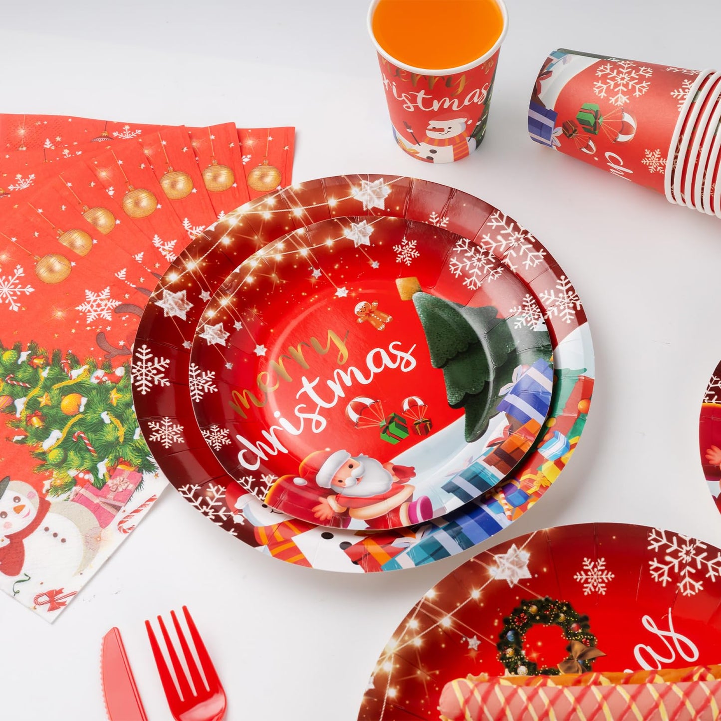 Christmas Party Decorations Xmas Party Supplies Serves for 25-Balloon, Banner, tablecloth, Backdrop, Disposable Paper Plate, Cup, Napkins, Knife, Fork, Spoon