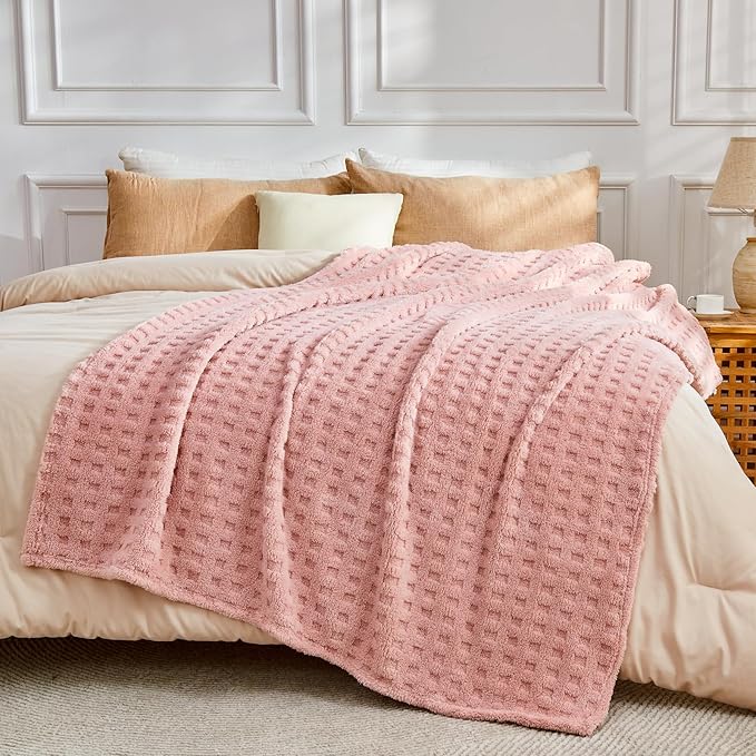 NEWCOSPLAY Super Soft Twin Blanket Pink Premium Silky Flannel Fleece 3D Waffle Checkered Lightweight Bed Blanket All Season Use (Pink, Twin(60"x80"))