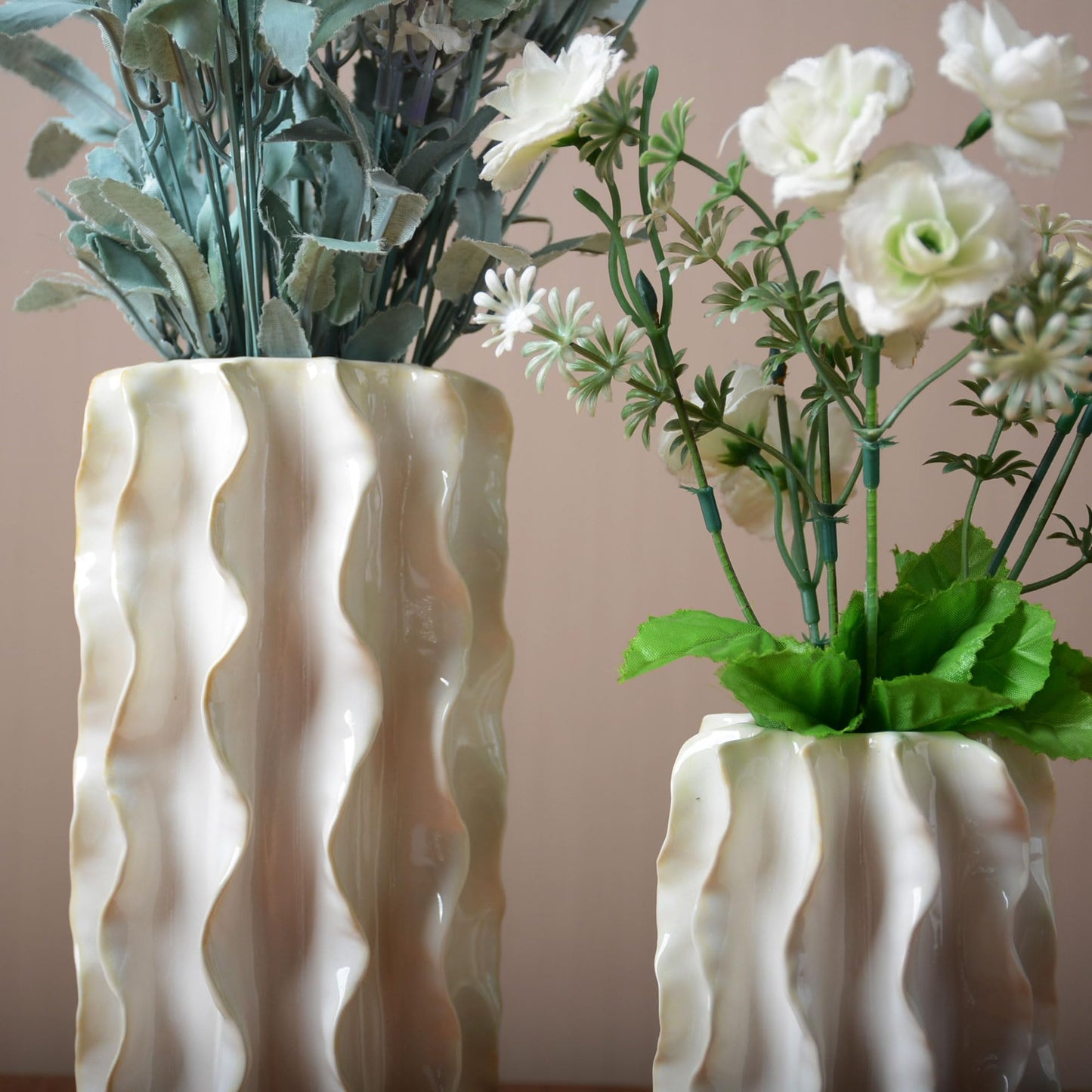 SEINHIJO Ceramic Flower Vase Modern Decor Sculpture Home Gift Statue for Tabletop Bookshelf Art 8.0 Inch
