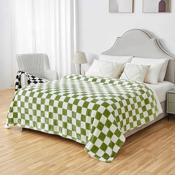 SOCHOW Checkered Flannel Throw Blanket, Soft Cozy Checkerboard Grid Pattern Fleece Blanket for Couch Bed Sofa, Sage Green 60 x 80 Inches
