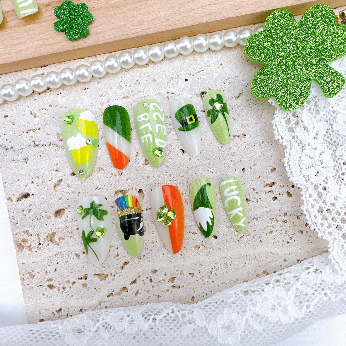 24Pcs St. Patrick's Day Press On Nails Medium Almond Fake Nails with Shamrocks Rhinestones Designs Rainbow Acrylic Nails Hat Dwarf Lucky Clover False Nails St Patricks Day Glue on Nails for Women