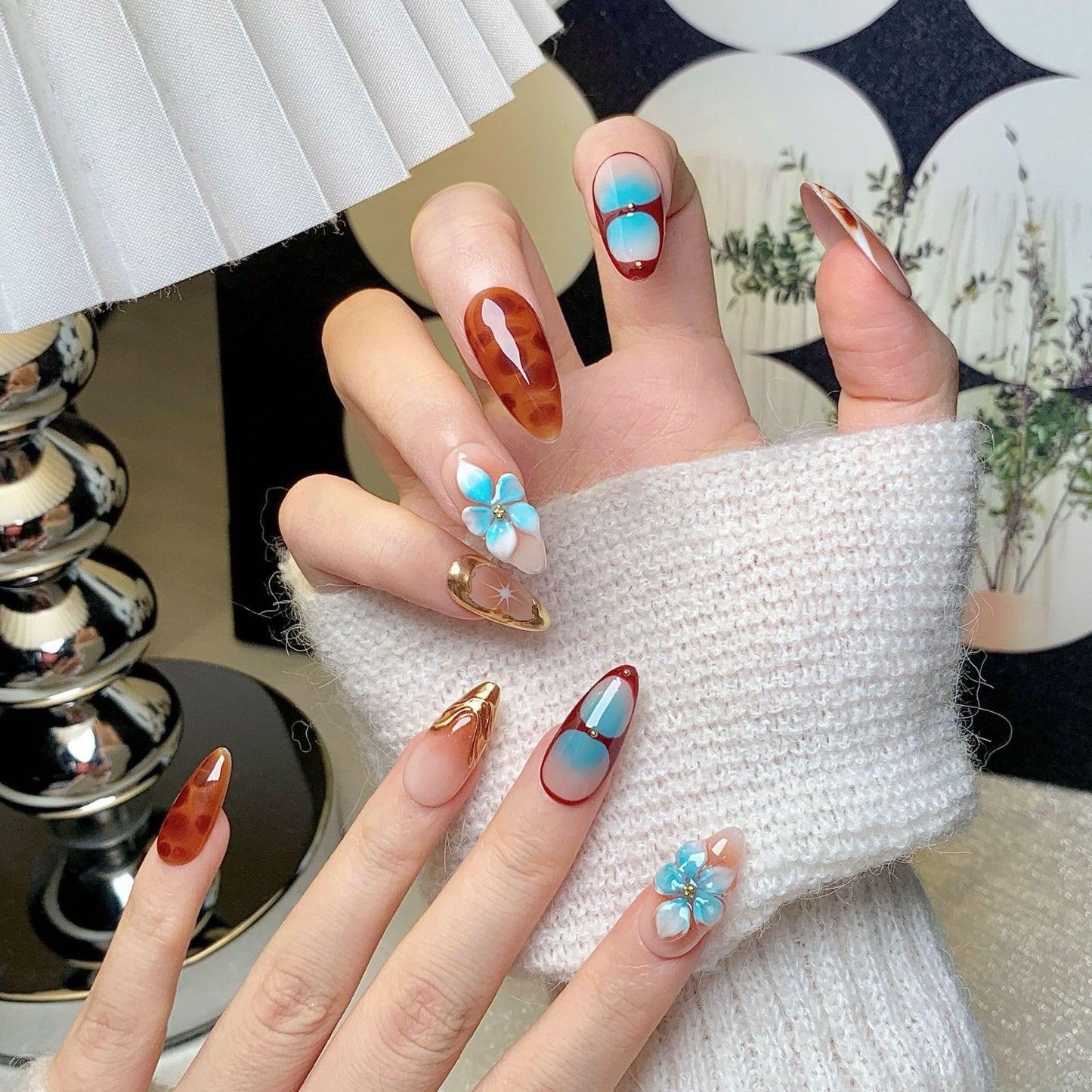 Medium Press on Nails Almond - Handmade Fake Nails with Flower Gold Line Deisgn - Ombre Brown False Nails Fall Nails Press ons for Women - (Size S)