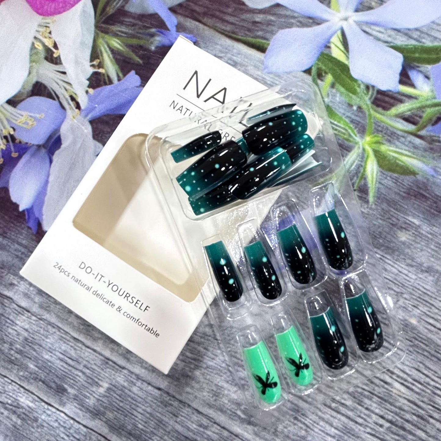 CJDLTS Dark Green Gradient Press on Nails Long Length Butterfly Pattern False Nails Glitter Artificial Acrylic Nails Full Cover French Stick on Nails Square Coffin Nails Glossy Glue on Nails for Women