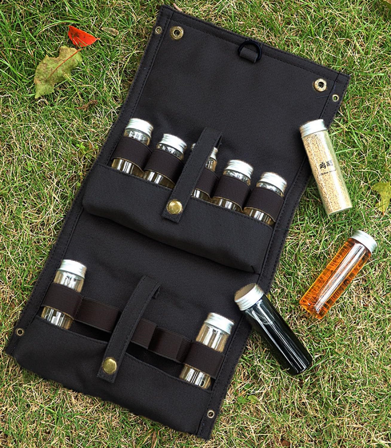 Travel Spice Kit, Portable Spice Bag with 10 Spice Jars, Canvas Seasoning Storage Bag Organizer, Seasoning Bottle Holder with Mini Condiment Bottle, Condiment Container Set for Camping BBQ(Black)