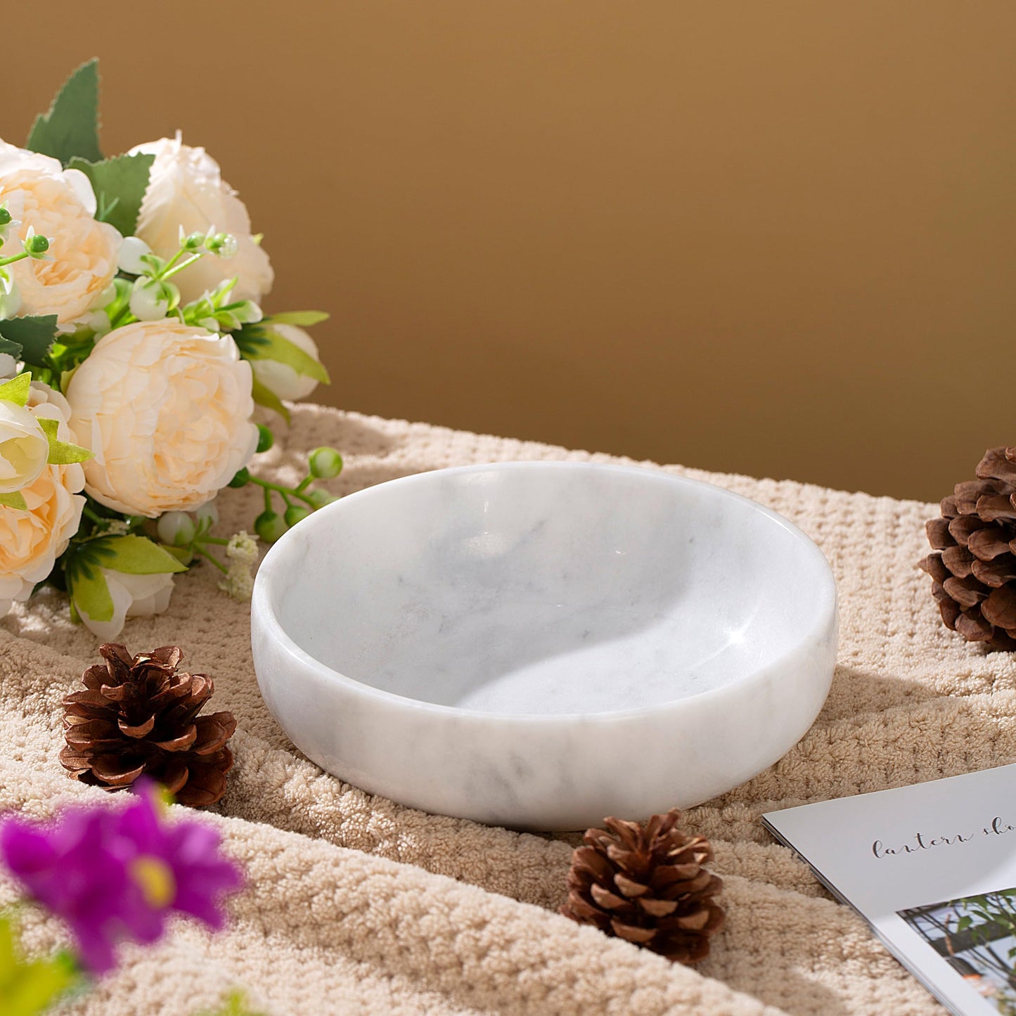 CM CHIC MONDAY 6.7" Decorative Bowl - Natural Marble Key Bowl & Centerpiece (White & Grey)