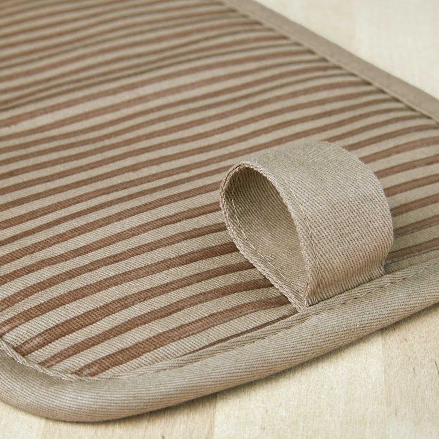 KitchenAid Beacon Two-Tone Non-Slip Pot Holder Set, Milkshake/Beige, 7"x10", 2 Piece