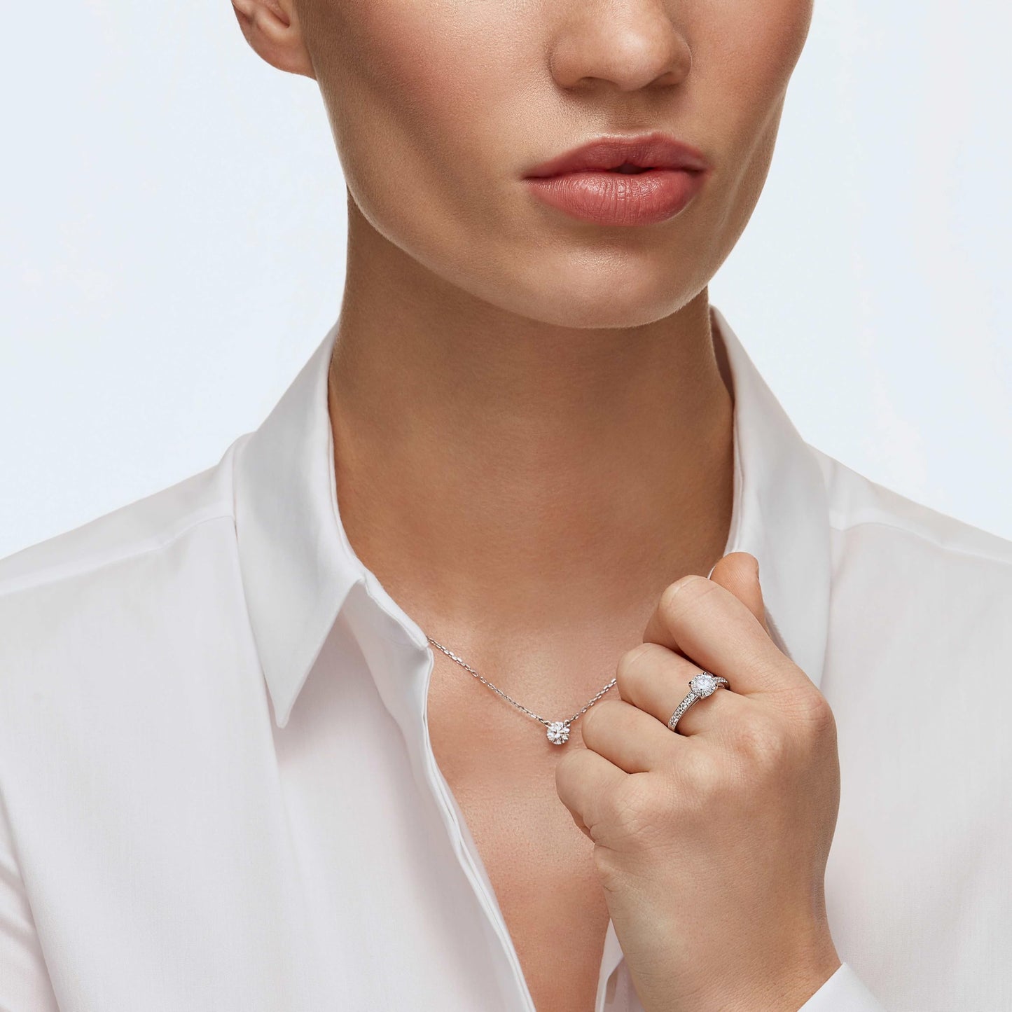 Swarovski Stilla Attract Necklace, Clear Round-Cut Crystal in a Rhodium-Finish Setting, Part of the Stilla Attract Collection