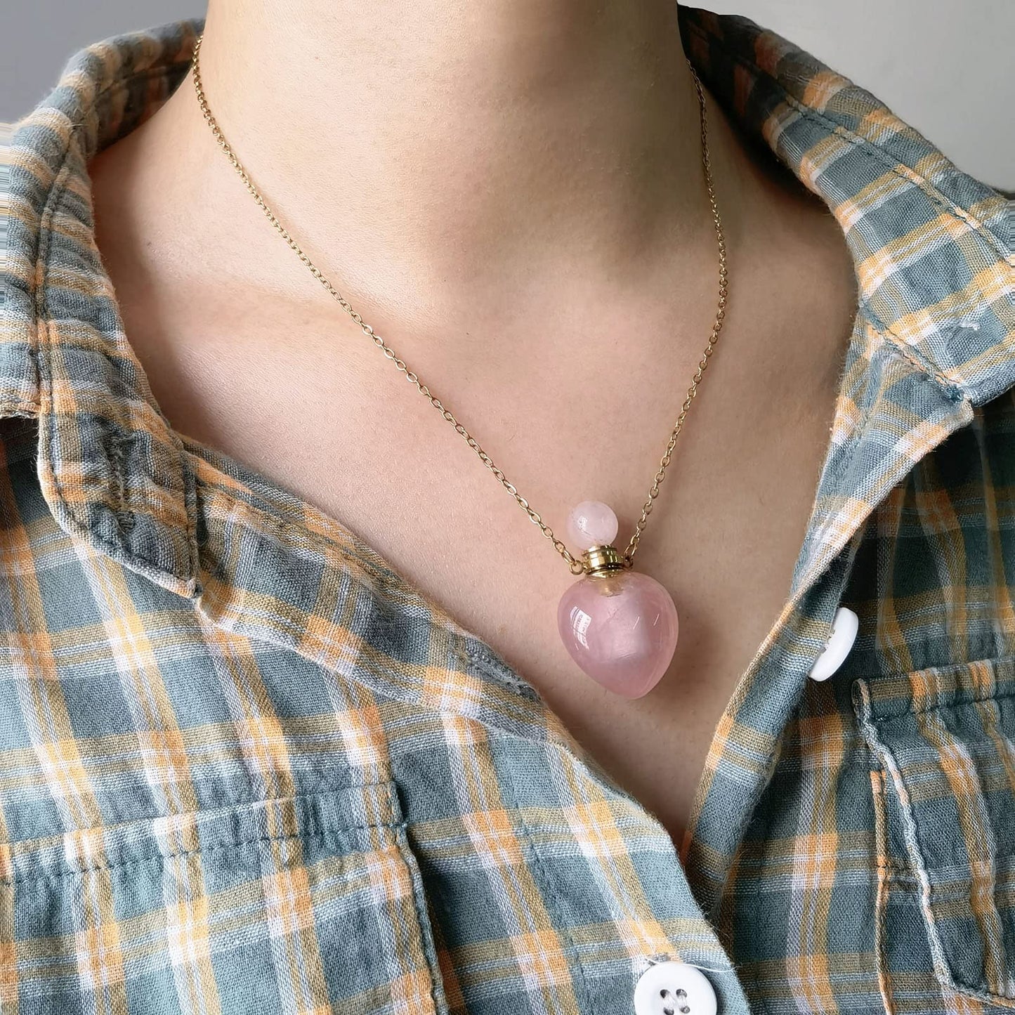Ladywowu Real Rose Quartz Perfume Bottle Necklace, Rose Quartz Heart Stone Vial Necklace for Essential Oil