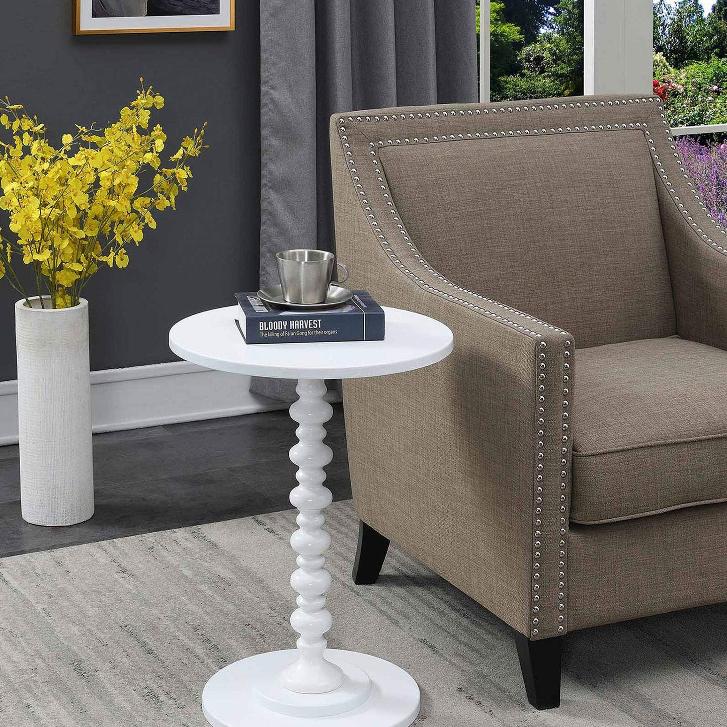 Convenience Concepts Palm Beach Spindle Table 17.75" - Traditional Round End Table for Living Room, Turned Solid Wood Side Table, Classic Display Pedestal Table, White