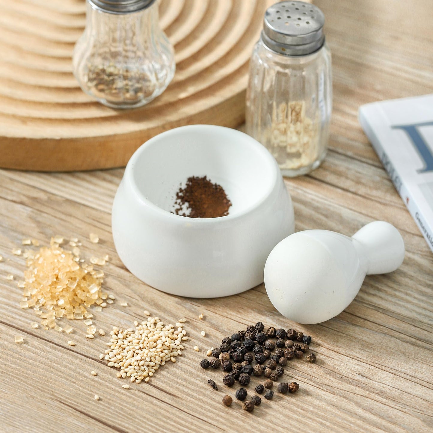 Howise Mortar and Pestle Set, Pill Grinding Bowl,Pill Crusher and Spice Stone Grinder, 2.5 Inch, 1/2 Cup, Grinding is Efficient and Labor-Saving