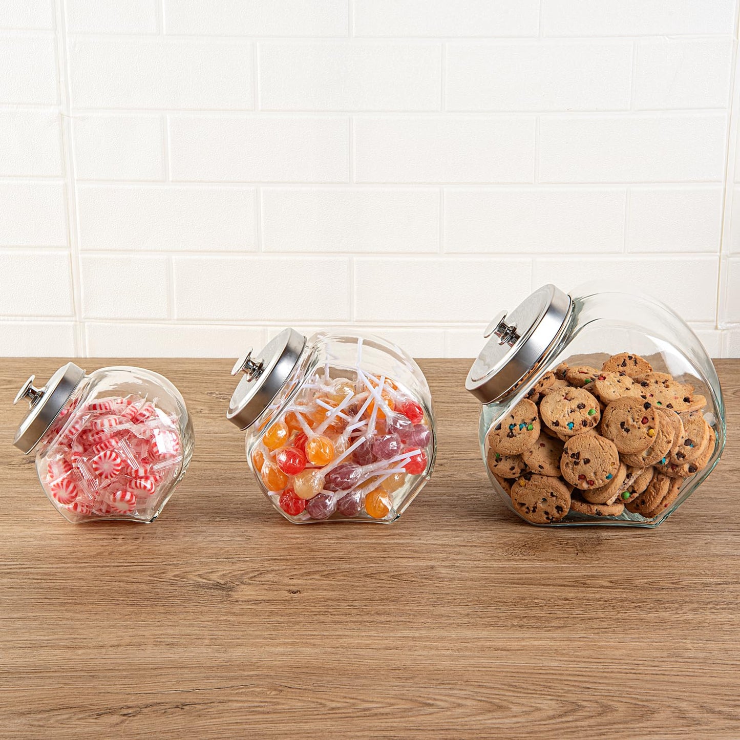 Restaurantware Vetri 0.5 Gallon Penny Jar 1 Durable Candy Jar - With Wide Spout Chrome Lid Clear Glass Cookie Jars For Kitchen Counter Dishwashable