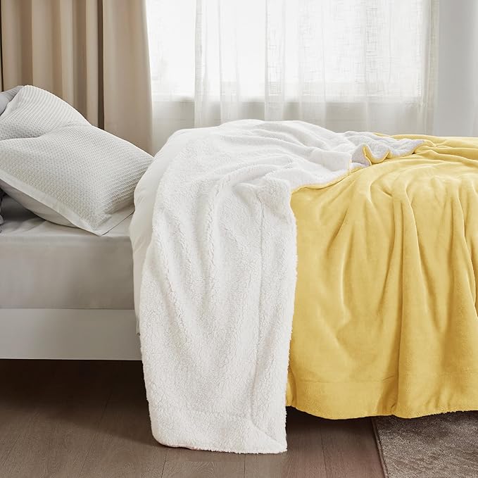 Bedsure Sherpa Fleece Throw Blanket for Couch - Thick and Warm, Soft Fuzzy Plush Throw Blanket for Winter, Straw, 50x60 Inches