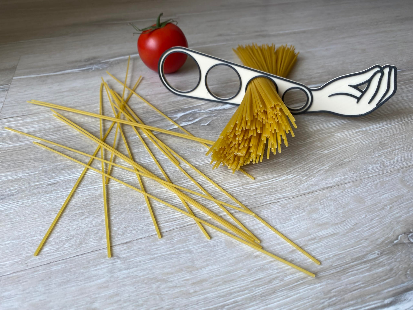 Italian Hand Gesture Spaghetti Portion/Measure Tool - Accurate Pasta Serving Size Guide, Unique Kitchen Gadget, Pasta Portion Tool