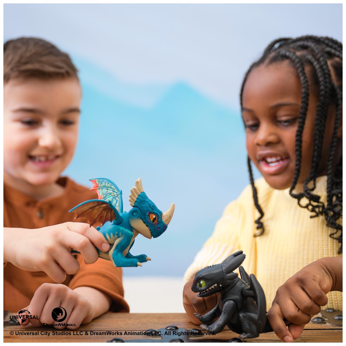DreamWorks Dragons, How to Train Your Dragon, Roaring Minis Deadly Nadder, Interactive Toy with 25 Sounds, Kids Toys for Boys & Girls Ages 4 & up