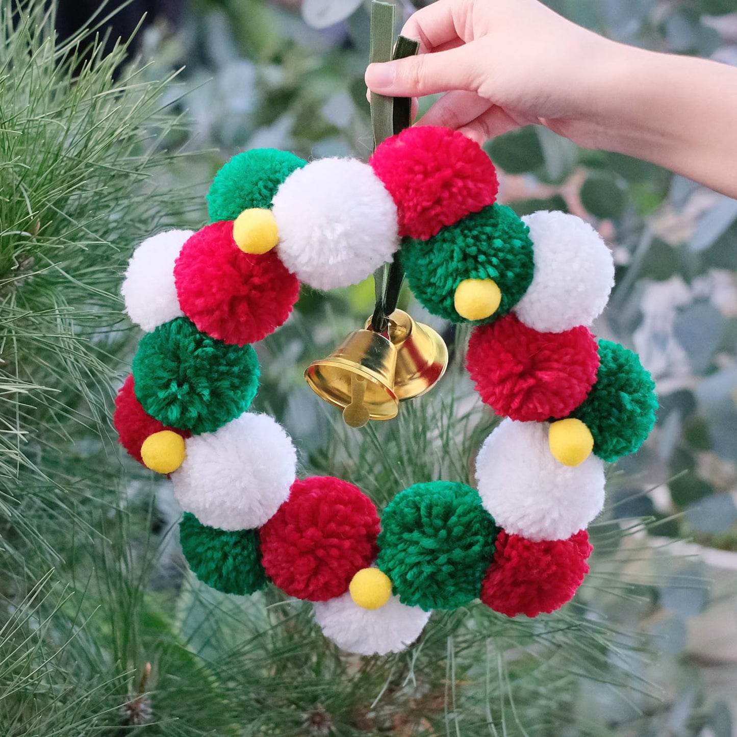 Hand U Journey Pom-Pom Maker 6 Sizes Pompom Maker Tool Set for Fluff Ball Weave DIY Wool Yarn Knitting Craft Project for