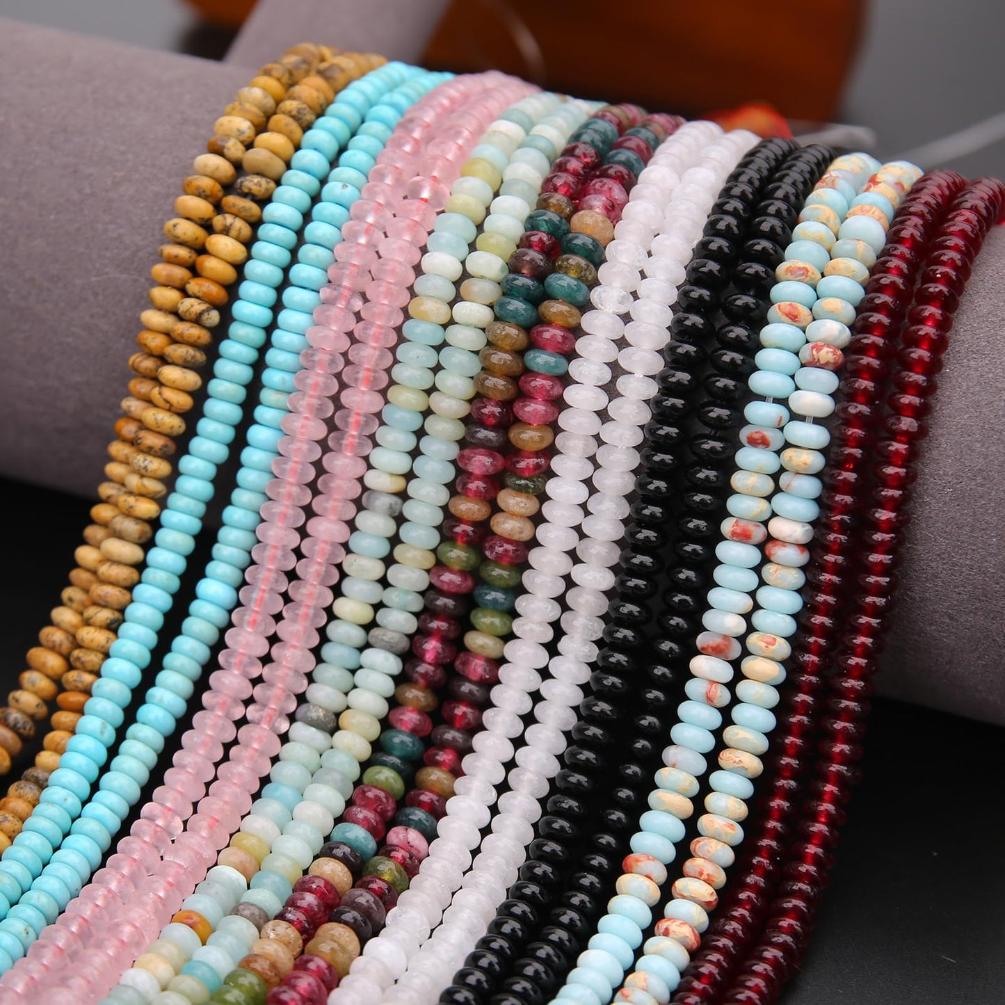 BONNY BOXX 1 Strand (150PCs) Natural 2 * 4mm Black Obsidian Rondelle Beads, Natural Abacus Disk Stone Beads Loose Spacer Gemstone for DIY Bracelet Necklace Jewelry Making