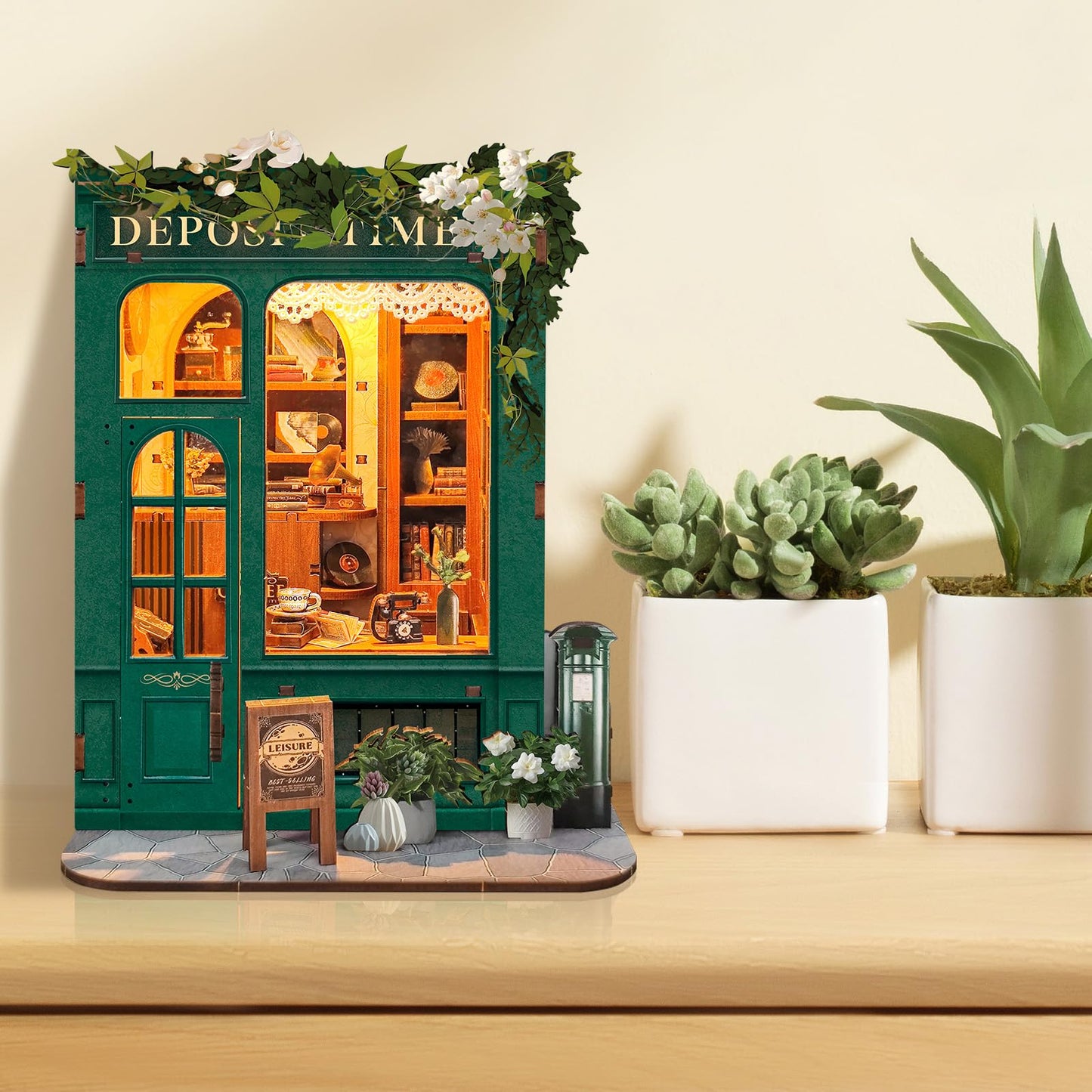 Foyucool DIY Book Nook Kit, Miniature Bookshelf Decor with LED Lights, Laser-Cut Wooden Craft Set for Adults, Creative Gift for Christmas, Birthday, Leisure Time