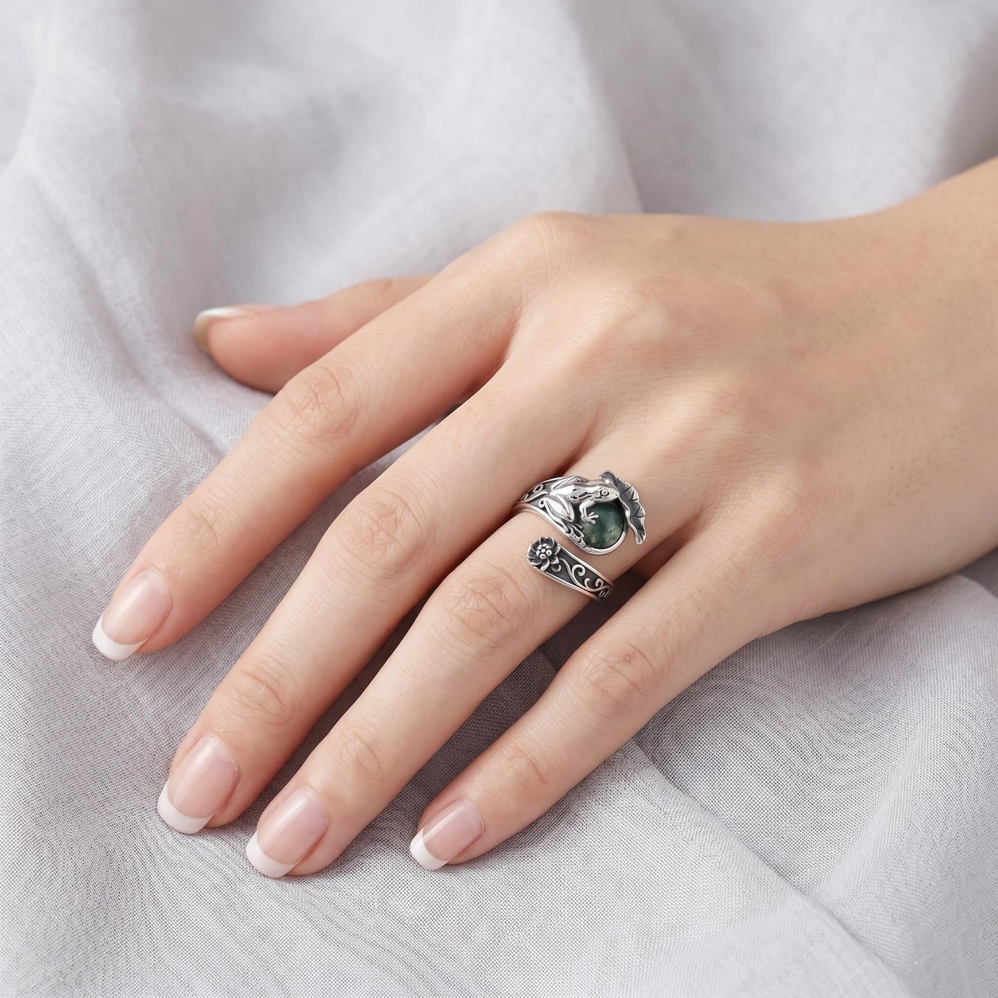 Midari Frog Spoon Ring 925 Sterling Silver Frog Thumb Ring Adjustable Celtic Knot Animal Jewelry Gifts for Women Men