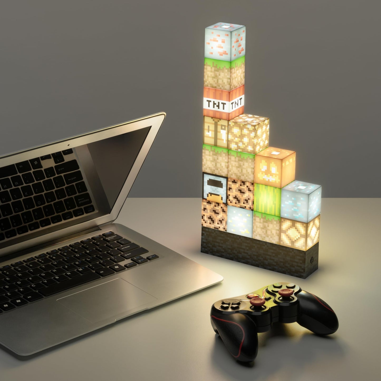 Paladone Minecraft Building Block Night Light – Officially Licensed LED Lamp for Boys’ Bedrooms, Gaming Decor & Gifts – Fun Minecraft Room Accessory