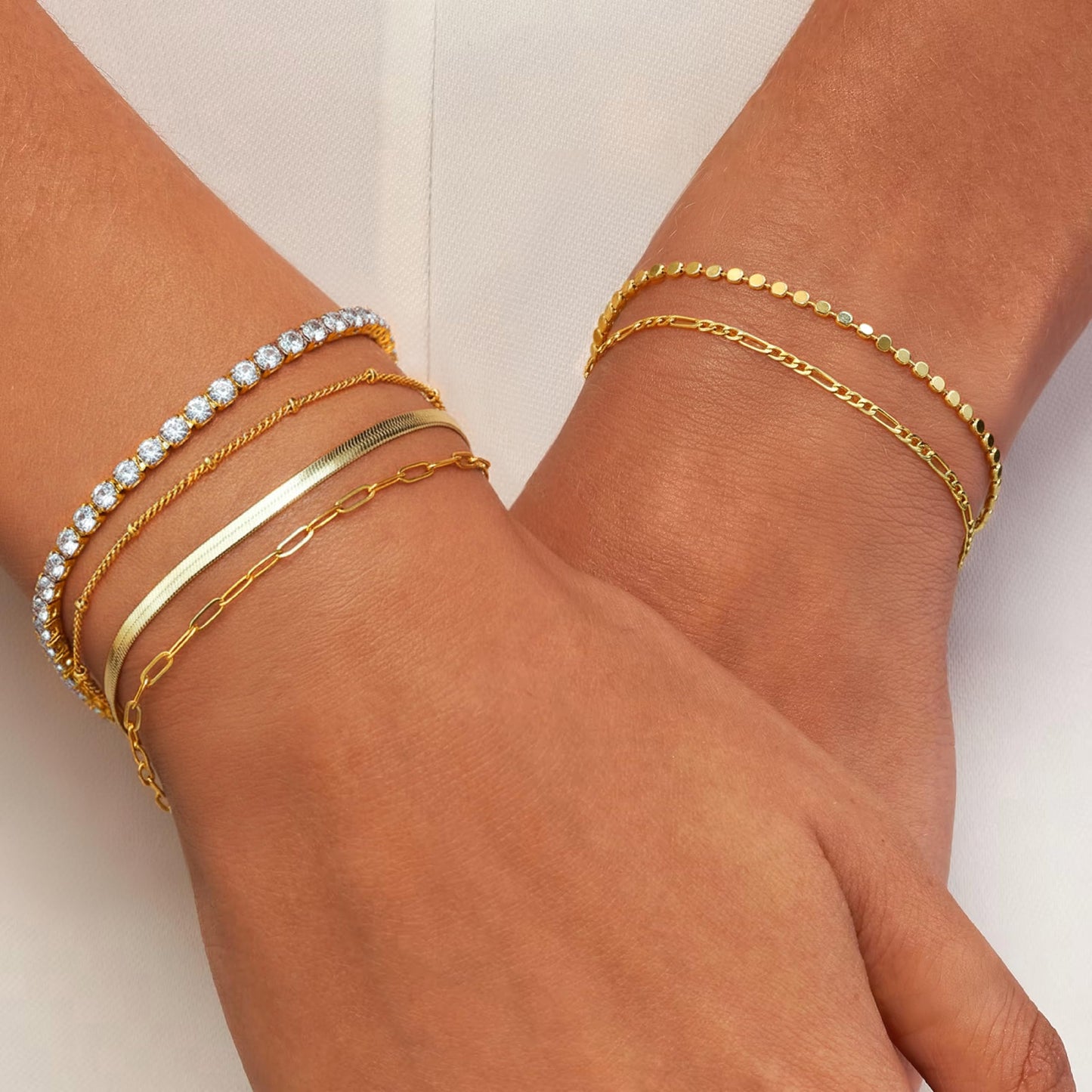 Krfy 6Pcs 16K Gold Plated Bracelets for Women Trendy, Bracelet Stack, Non Tarnish Waterproof Bracelets for Women, Paperclip Herringbone Figaro Cuban Twist Chains, Size 6.5''+2''