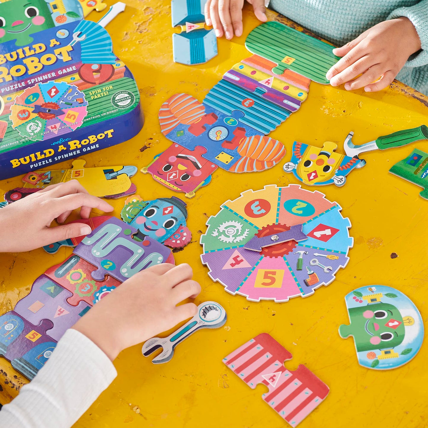 eeBoo Build a Robot Spinner Game - Award Winning Number Matching Robot Building Game, Screen-Free Fun for 2-4 Players, Kids Ages 3 and up