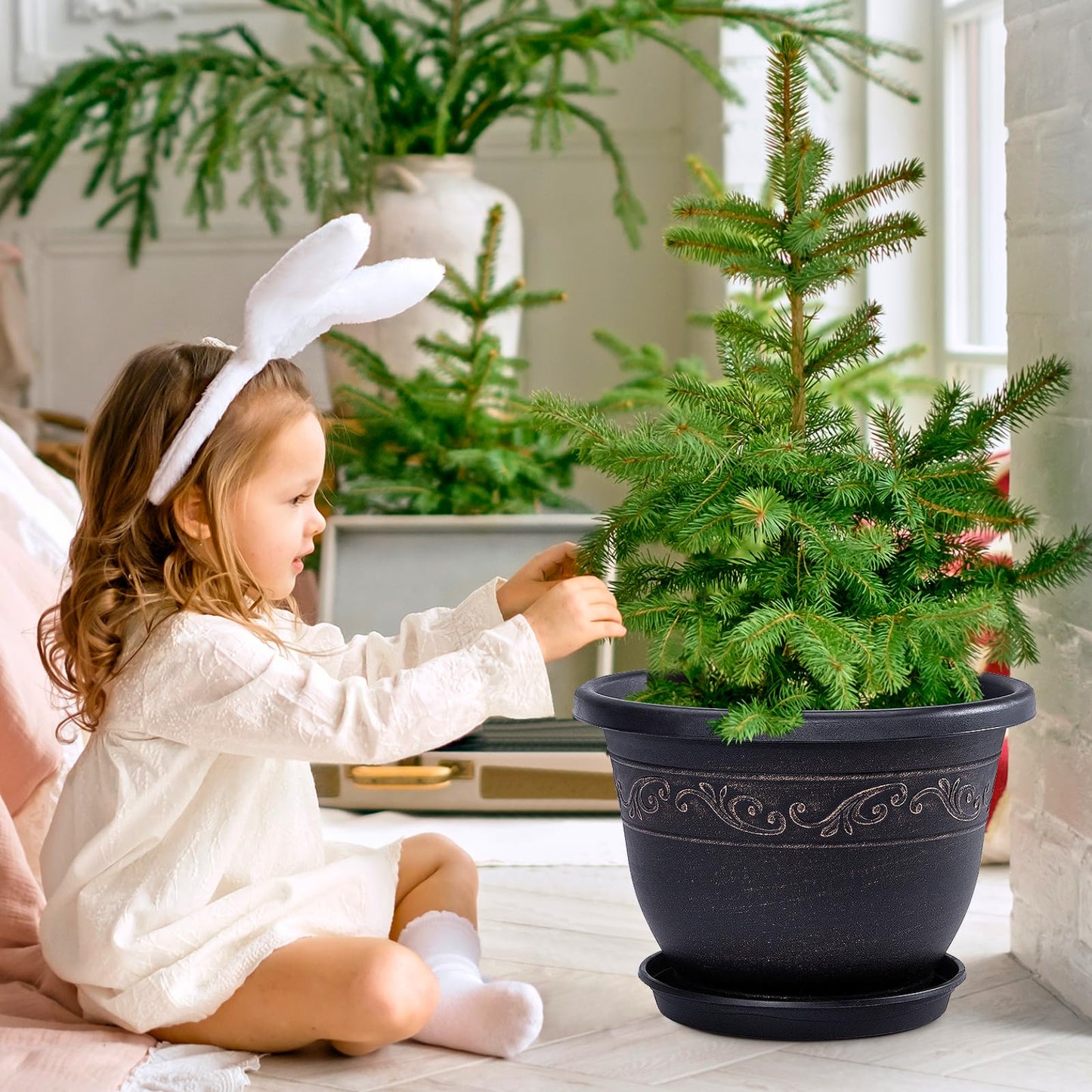 QCQHDU 10 inch Retro Plant Pots, 3 Pack Plastic Planters for Indoor & Outdoor Plants Flower Pot with Drainage Hole and Saucer