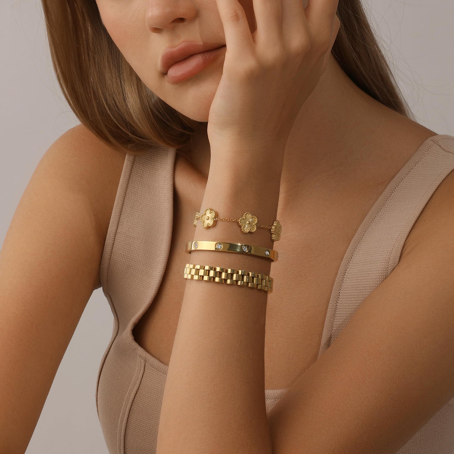 YOQ Stackable Four Leaf Clover Bracelets for Women, 18K Gold Plated Love Bangle Bracelets Set, 3 Pcs Charm Jewelry Gifts (Gold)