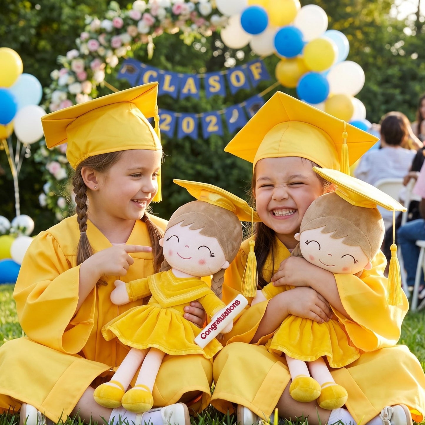 Gloveleya 16" Yellow Graduation Doll - Bright & Cheerful Plush Toy with Cap & Gown - Preschool Kindergarten Graduation Gift for Daughter, Class of 2026