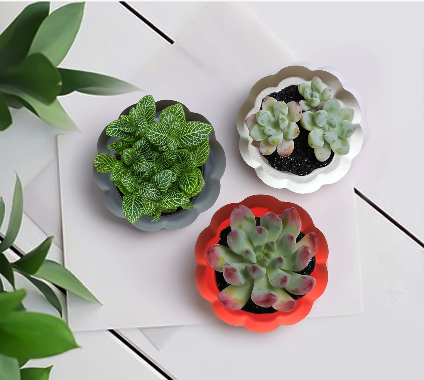 Ceramic Miniature Pumpkin Succulent Pots,Cute Halloween Decorations,Mini Pumpkin Decor Planters,Thanksgiving Decoration,Set of 3 Indoor/Outdoor Flower Pot,Fall Planter with Drainage Hole 3x4x2.3