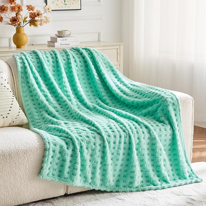 NEWCOSPLAY Super Soft Queen Blanket Aqua Premium Silky Flannel Fleece 3D Waffle Checkered Lightweight Bed Blanket All Season Use (Aqua, Queen(90"x90"))