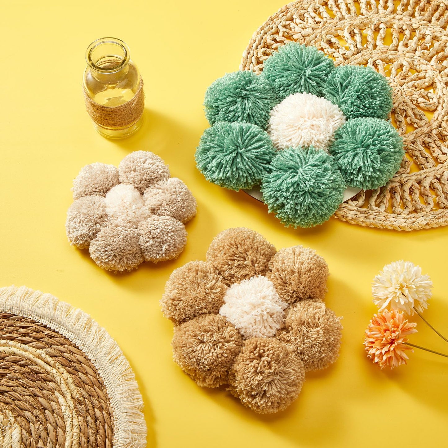 Drydiet 3 Pieces Boho Nursery Daisy Wall Decor Daisy Flower Woven Macrame Wall Hanging 3 Size Nursery Floral Decor for Bedroom Home Office(Boho)