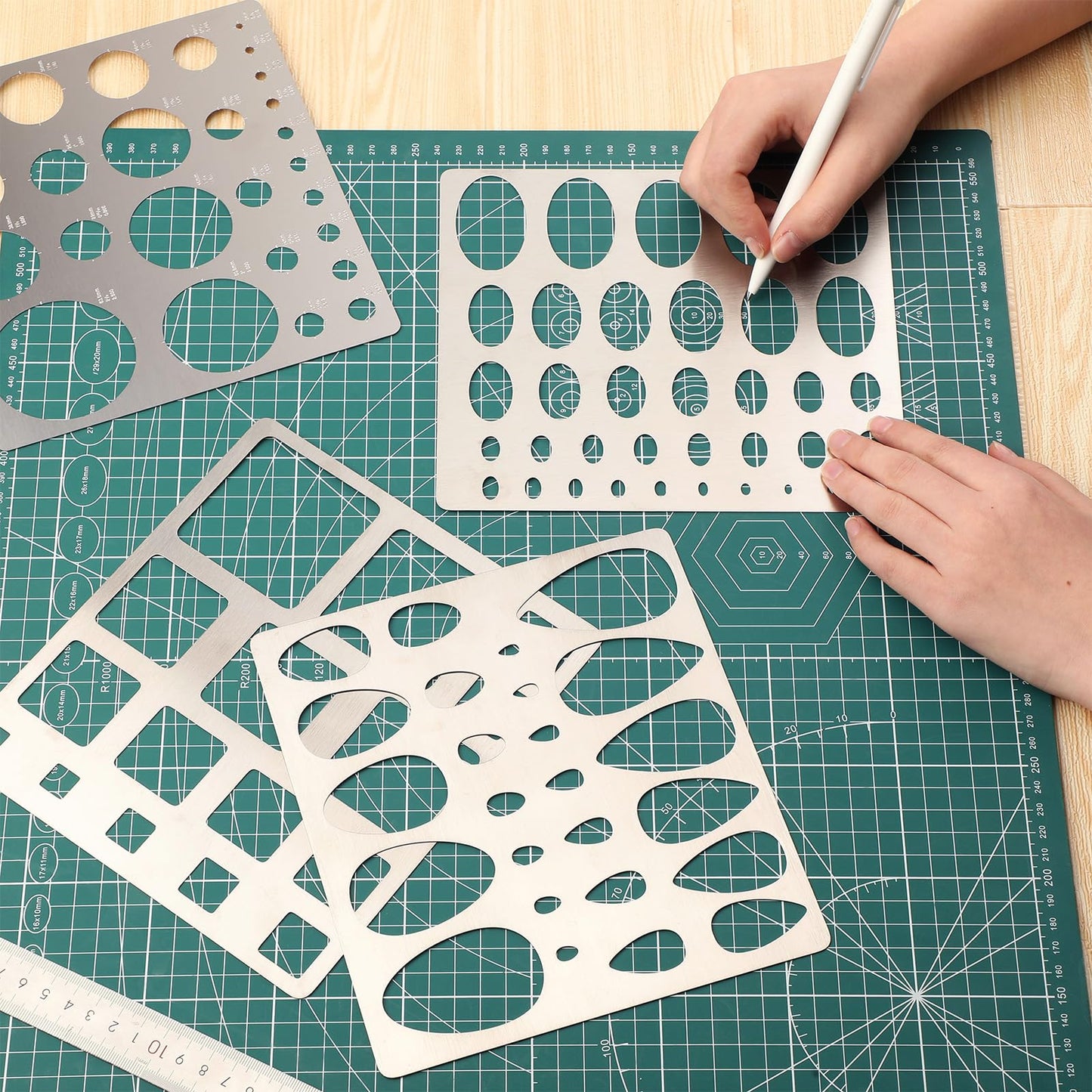 4 Pcs Metal Geometric Stencils Set Circle Ellipse Square Teardrop Templates for Drafting Round Stencil Jewelry Making Art Oval Tool Metric Ruler for Office and DIY Bracelets Earrings Craft
